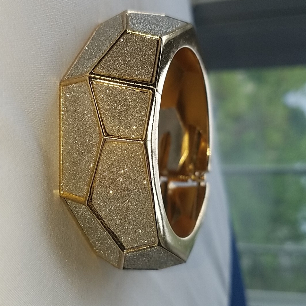 Gold and glittery bracelet